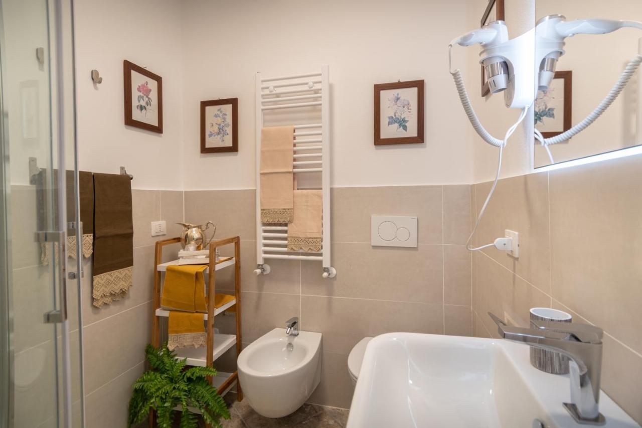 Brunelli Appartamenti Assise Extérieur photo
